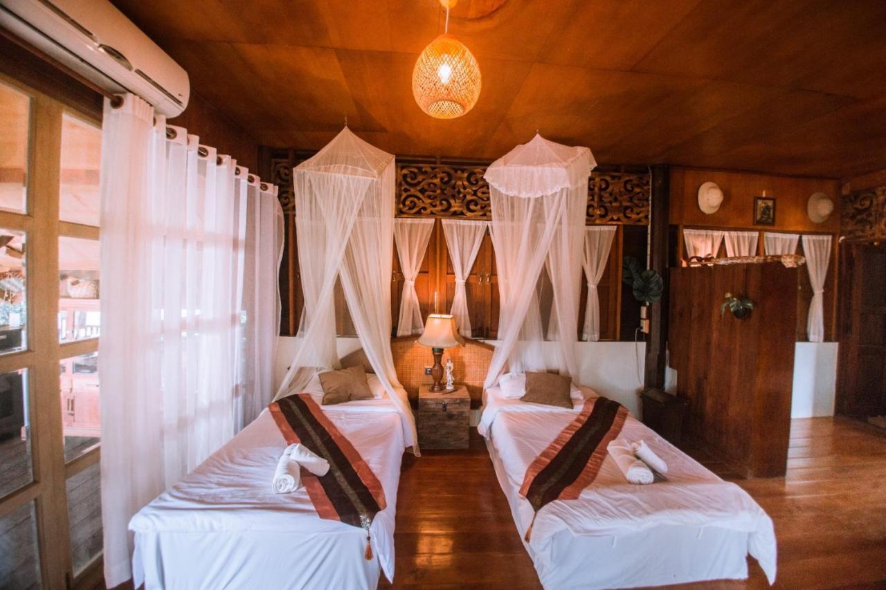 The Antique Riverside Resort Banpong Kültér fotó